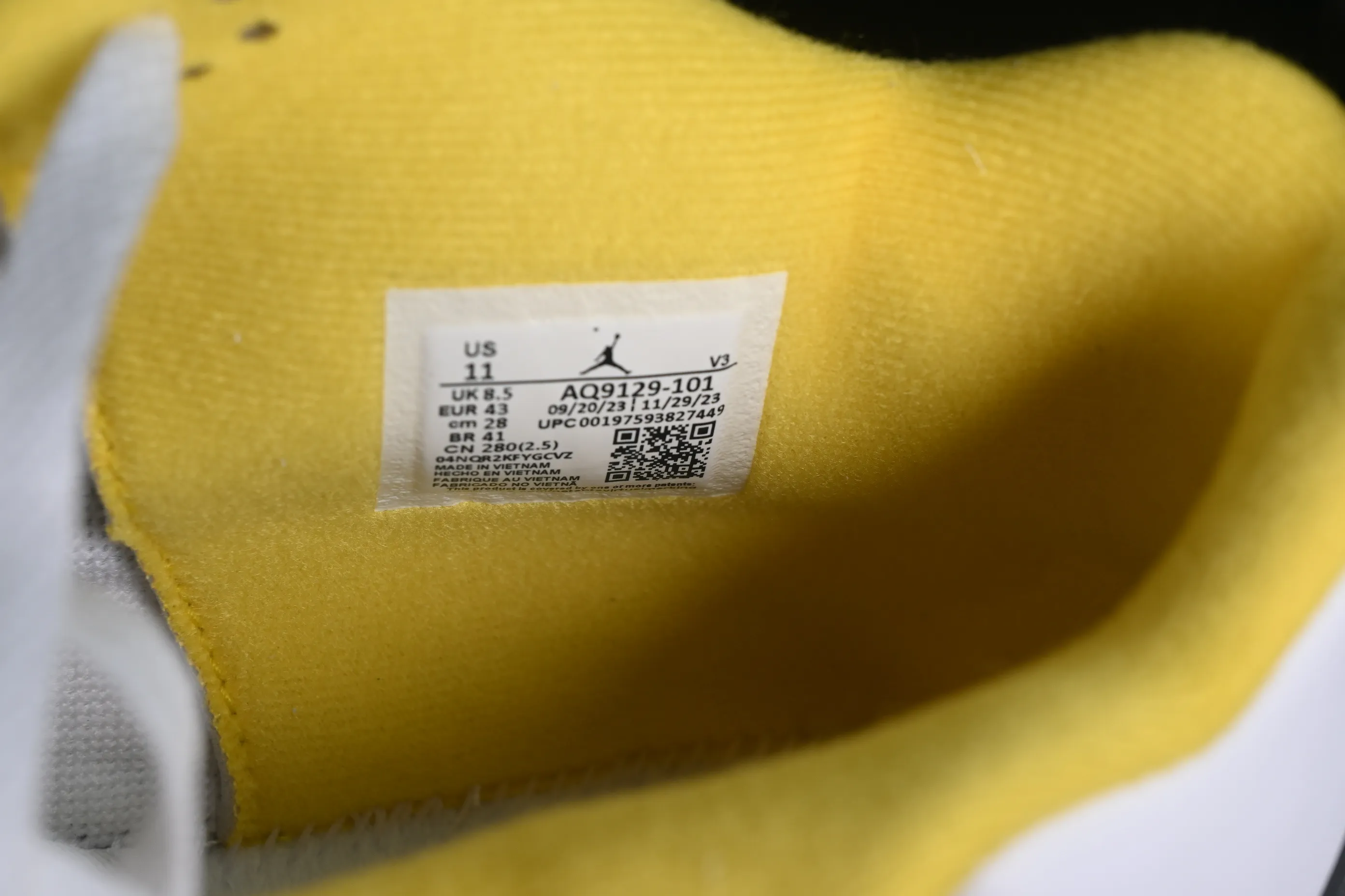 All categories Air Jordan Jordan series basketball shoes Air Jordan 4 GX foreign trade version Air Jordan 4 Retro "Vivid Sulfur" AJ4 Joe 4 Bai Lei Gong AQ9129-101
